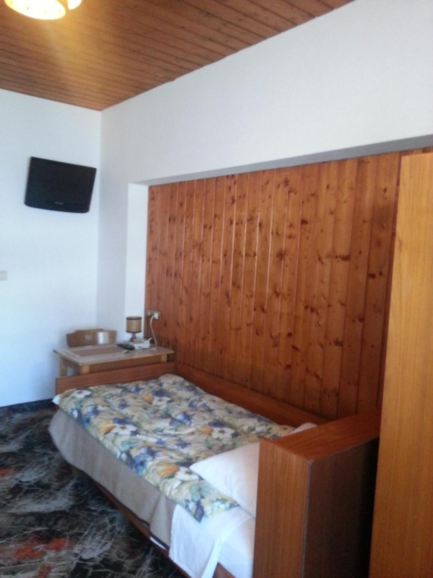 Pension Panorama Monguelfo-Tesido / Welsberg-Taisten Bagian luar foto
